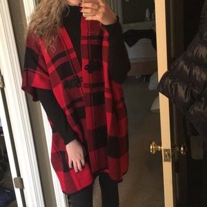 Tommy Hilfiger red & black thick cape/throw over